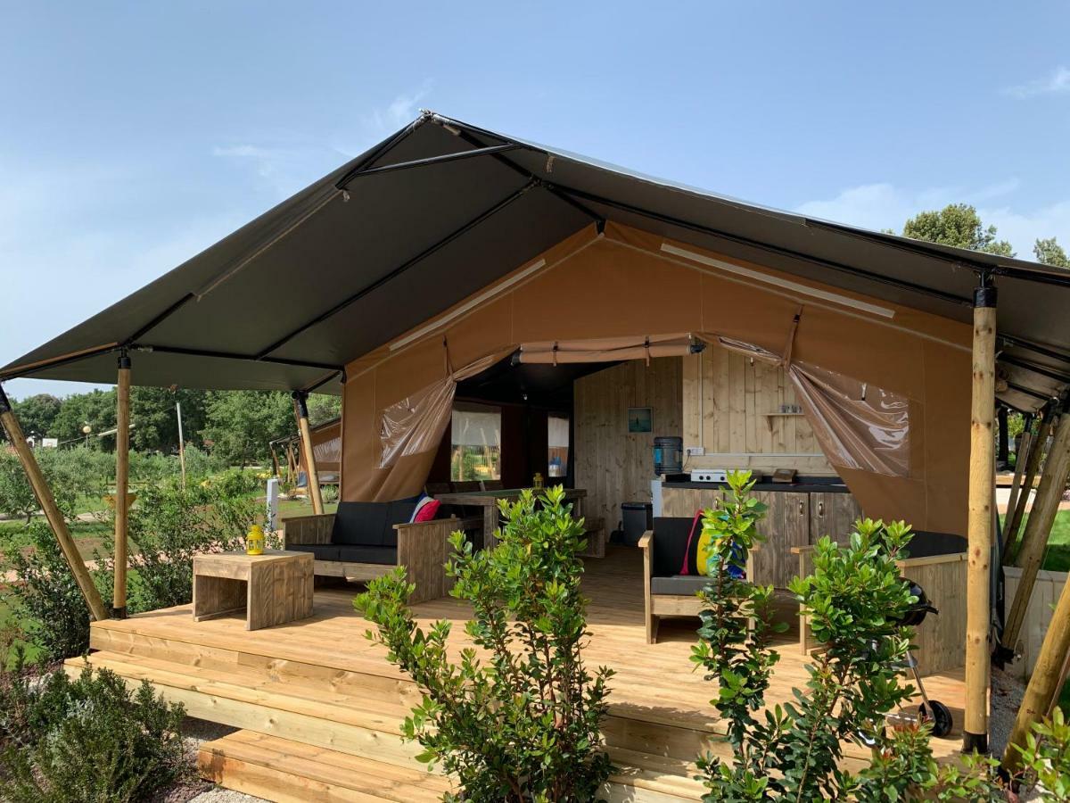 Easyatent Fkk Safari Tent Ulika Naturist - Clothes Free Пореч Екстериор снимка